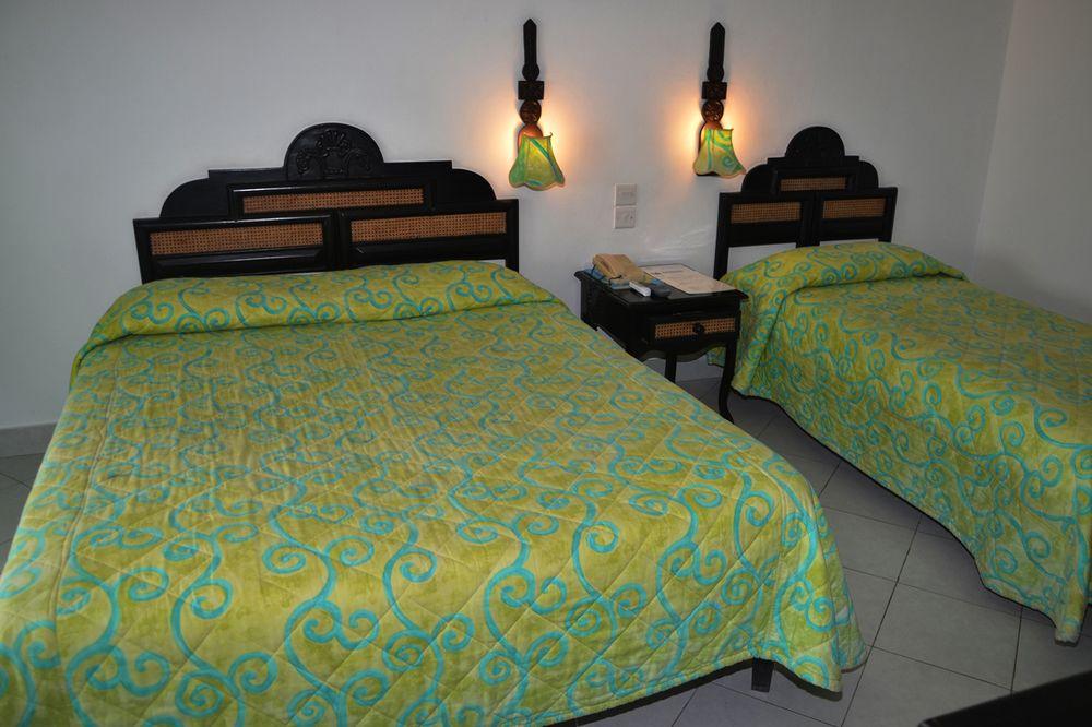 Bamburi Beach Hotel Buitenkant foto