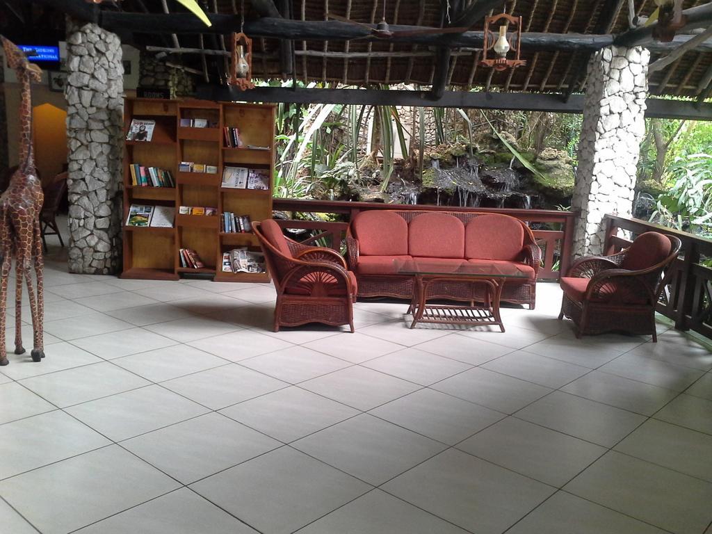 Bamburi Beach Hotel Buitenkant foto