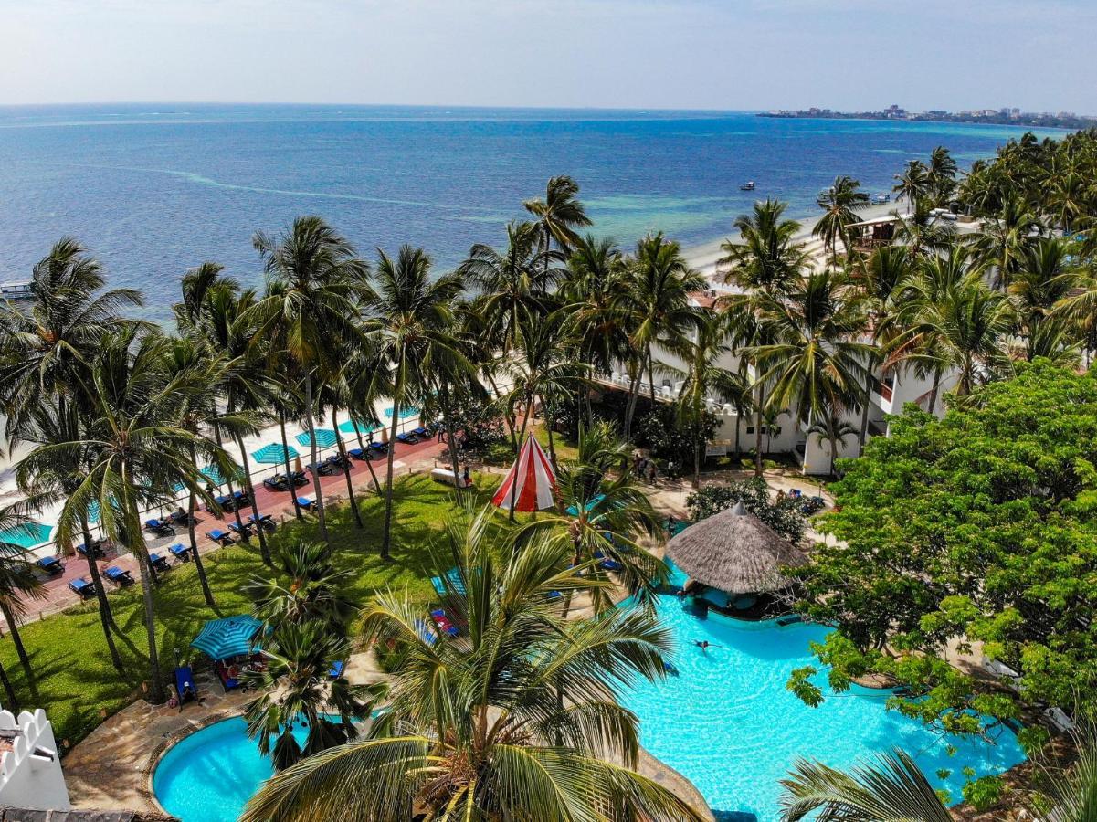 Bamburi Beach Hotel Buitenkant foto