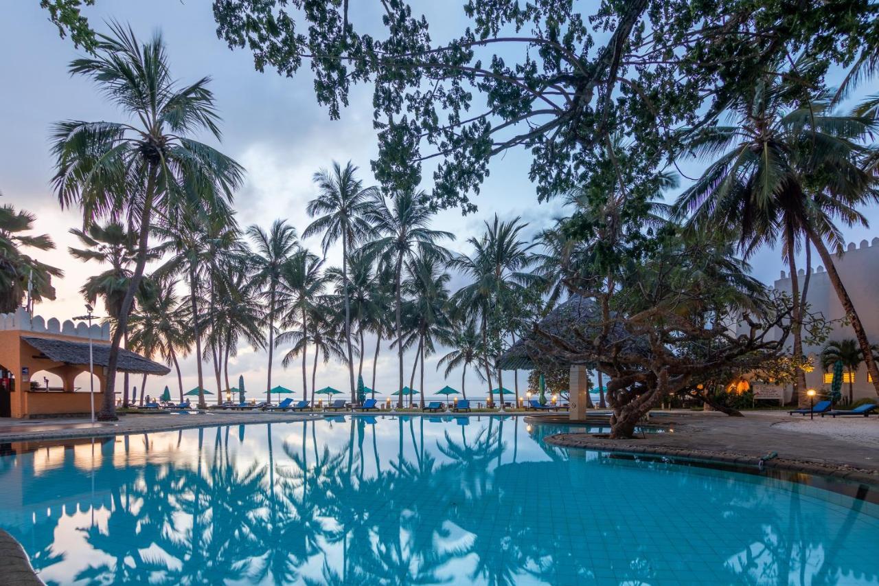 Bamburi Beach Hotel Buitenkant foto