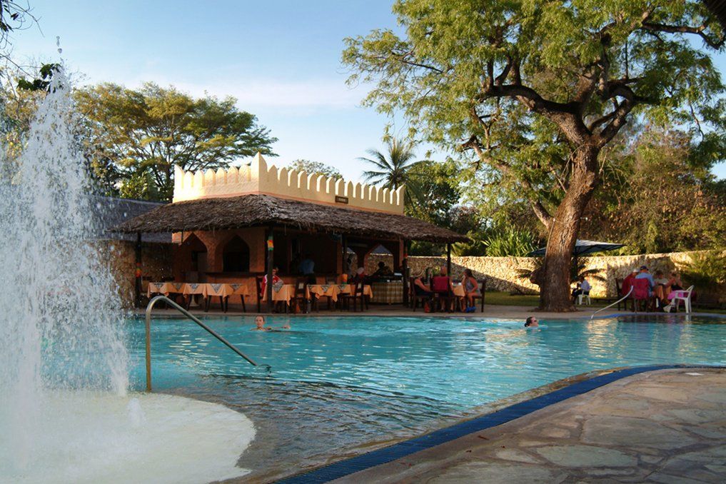 Bamburi Beach Hotel Buitenkant foto